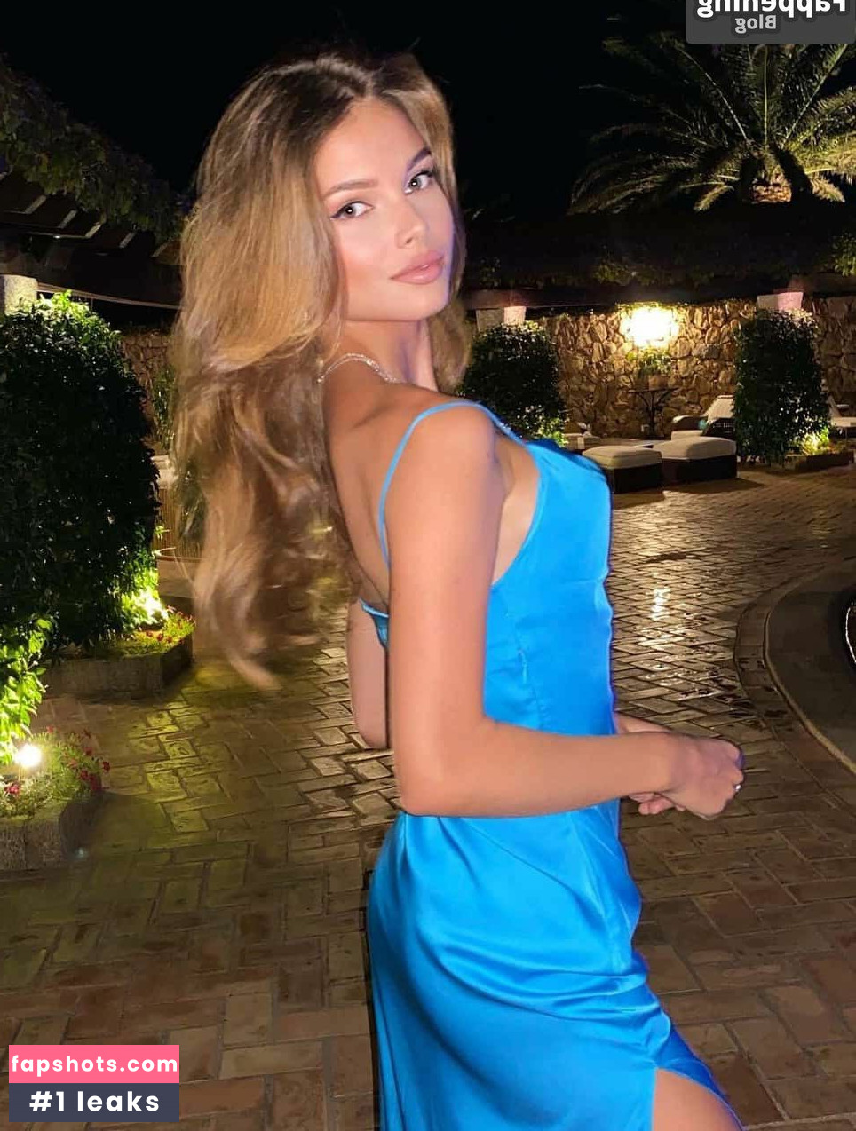 Yulia Polyachikhina gallery photo #7