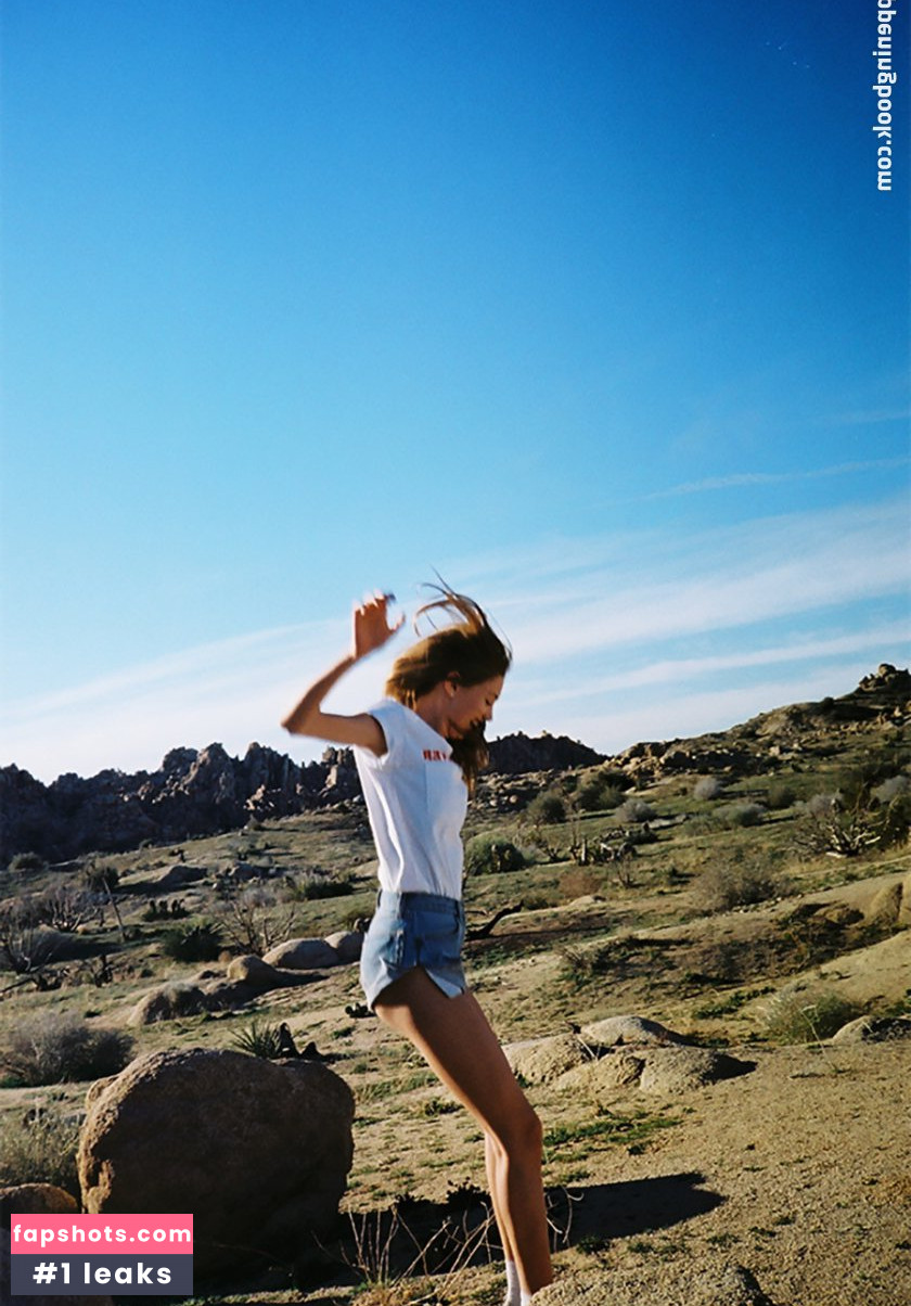 Yulia Rose gallery photo #5