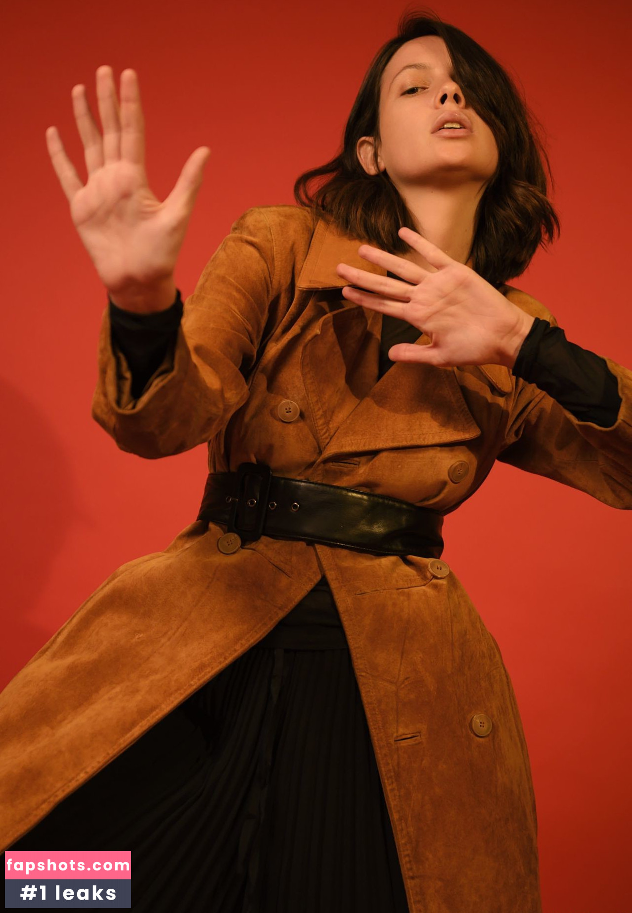 Yuliana Peixoto gallery photo #7