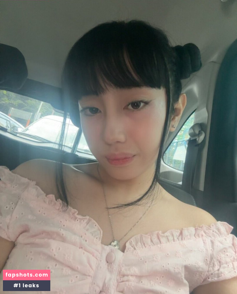 Yumi Aika Nude Leaks OnlyFans - Fapshots