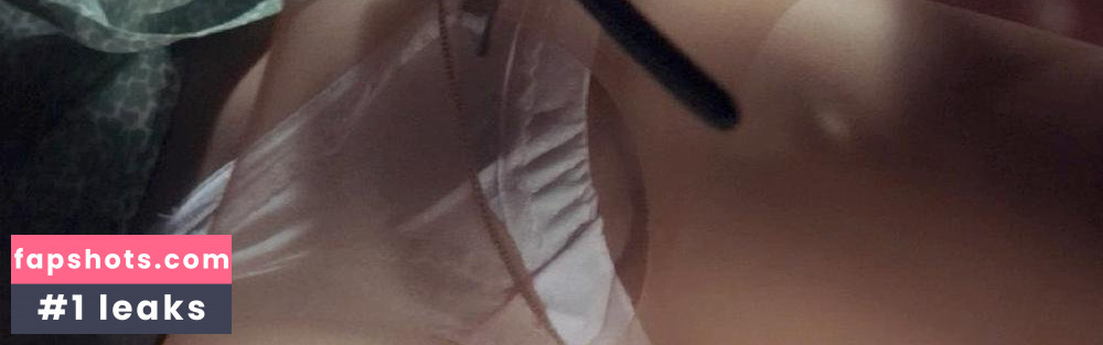 Yumi Hayakawa gallery photo #8