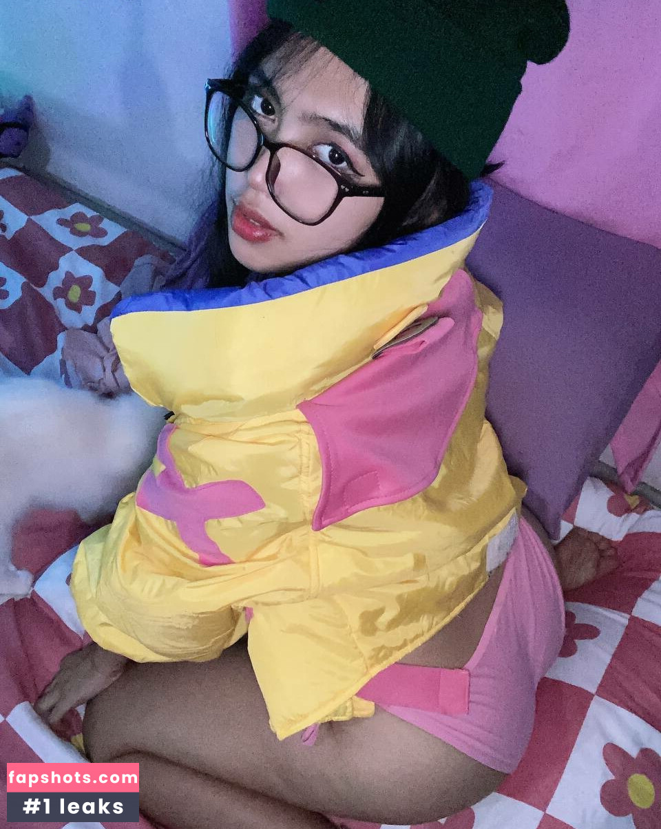 Yumi Ishii gallery photo #17