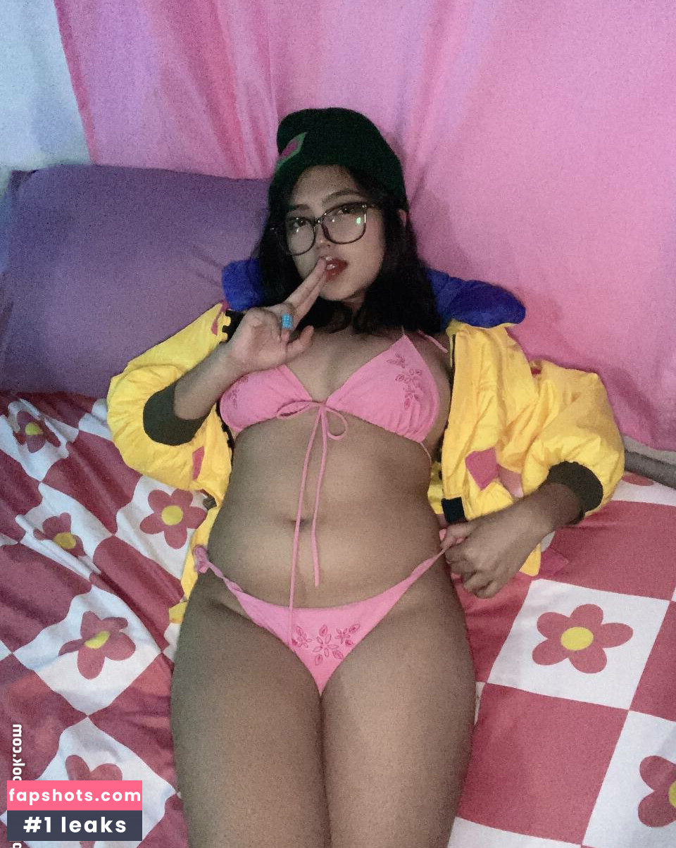 Yumi Ishii gallery photo #21