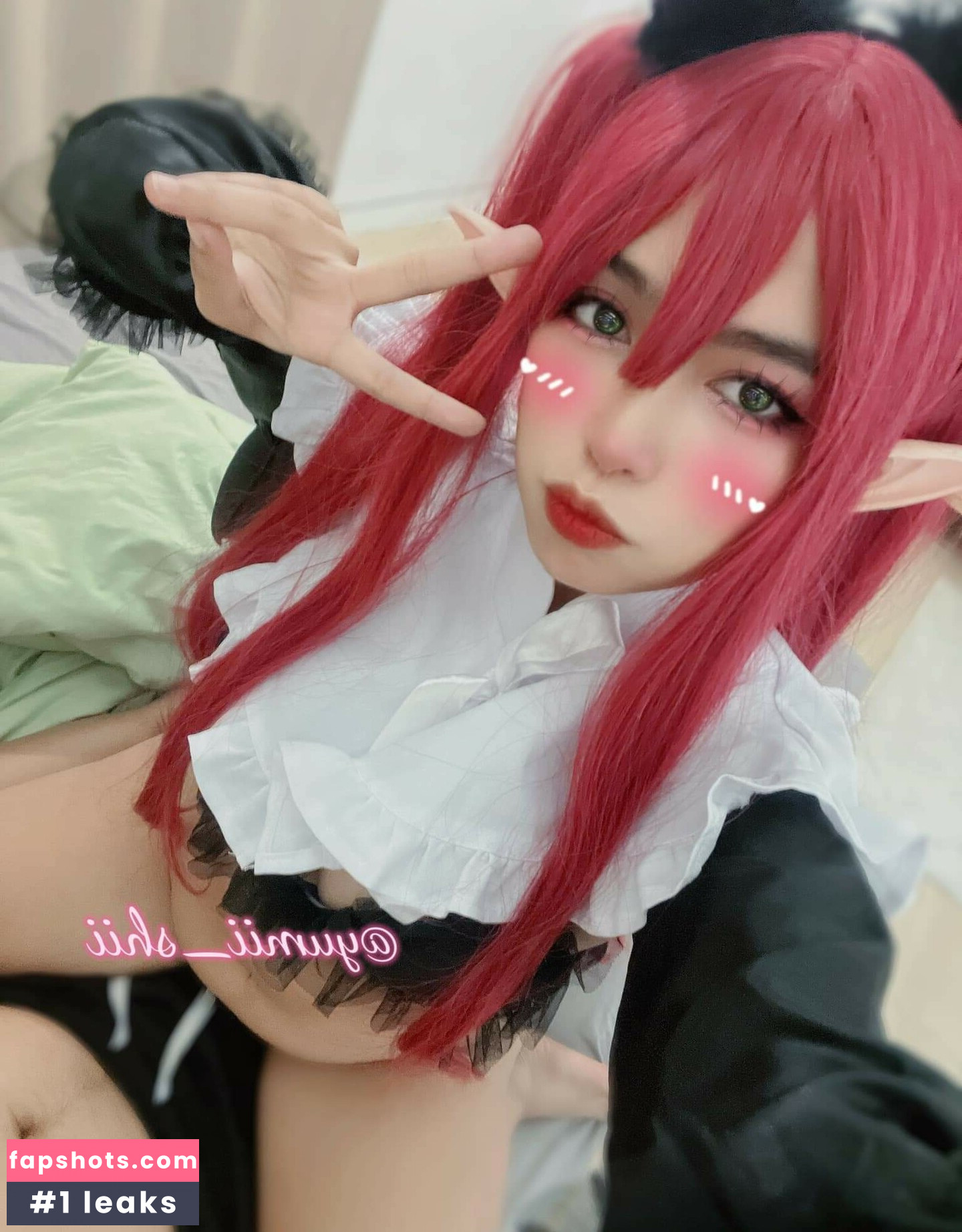 Yumi Ishii gallery photo #22