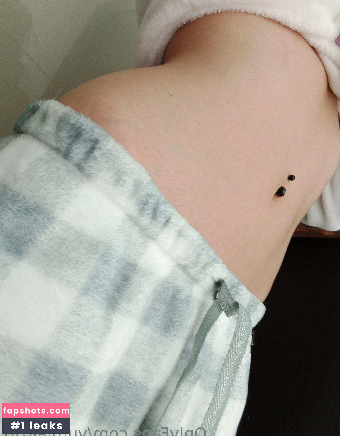 yumializirt gallery photo #7