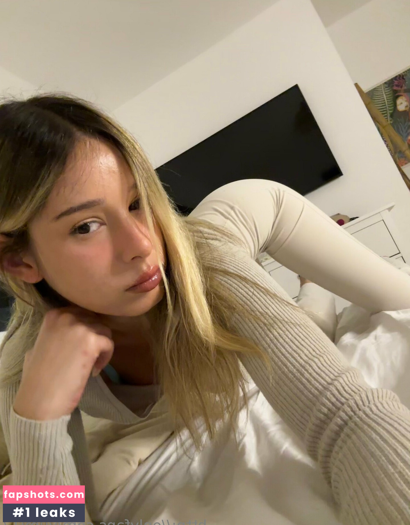 Yumii17 gallery photo #4