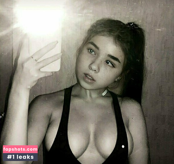 yummy_kris69 gallery photo #20