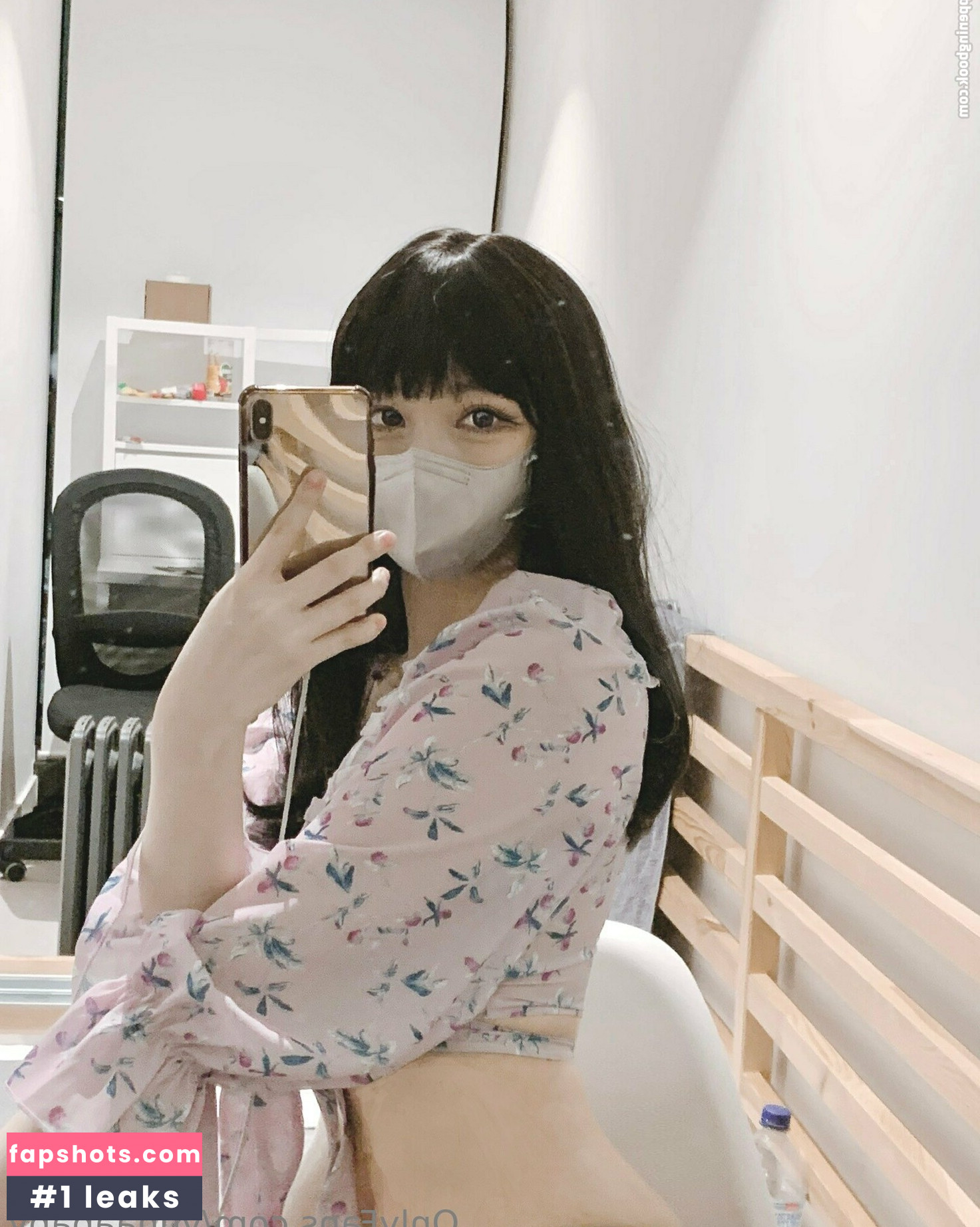 yunaababy nude babe gallery