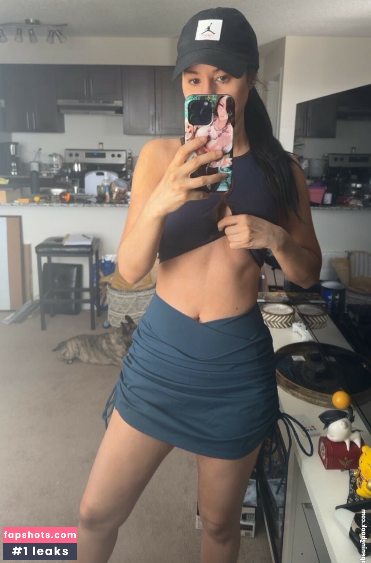 Yunalescka gallery photo #2