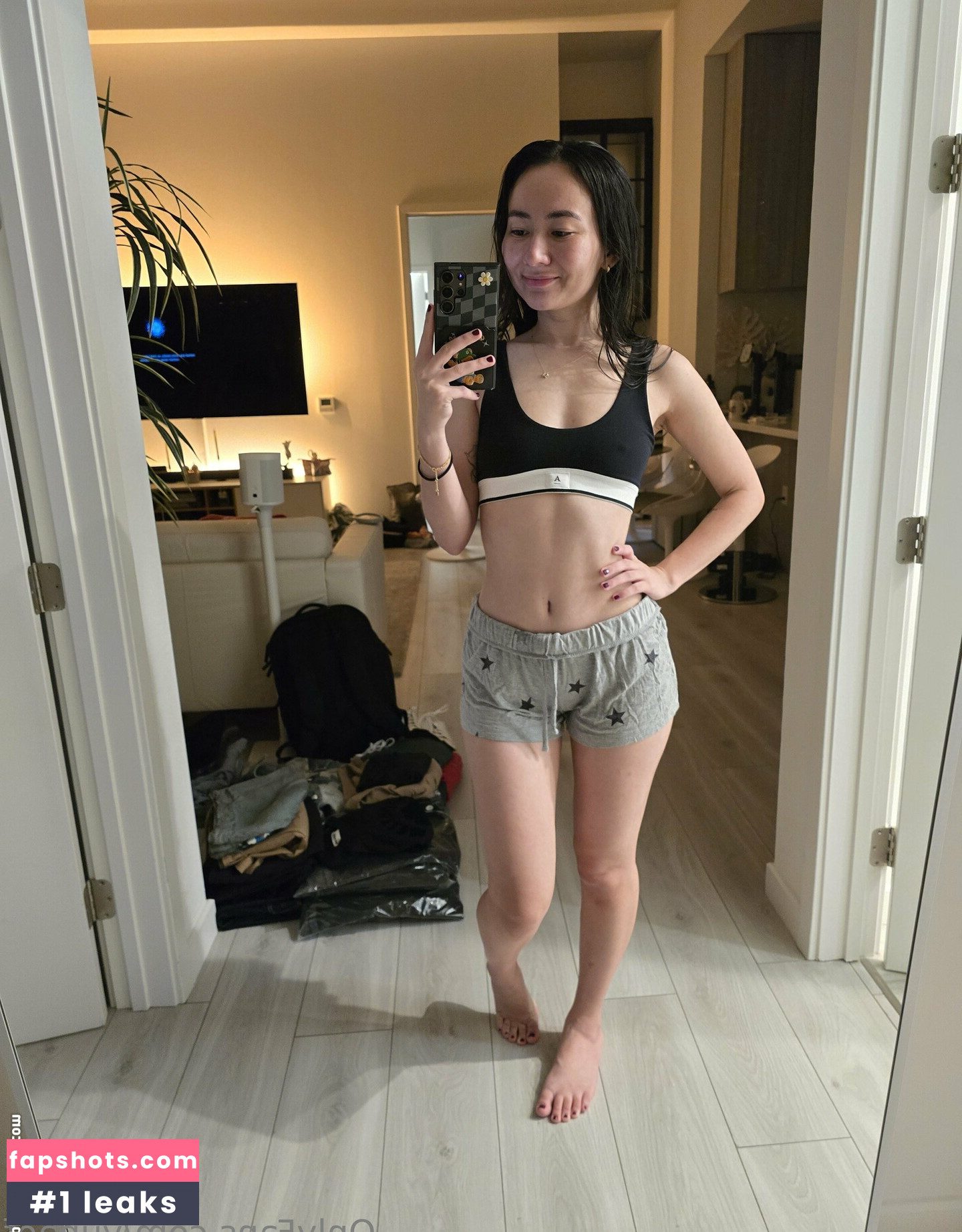 yunaof gallery photo #22