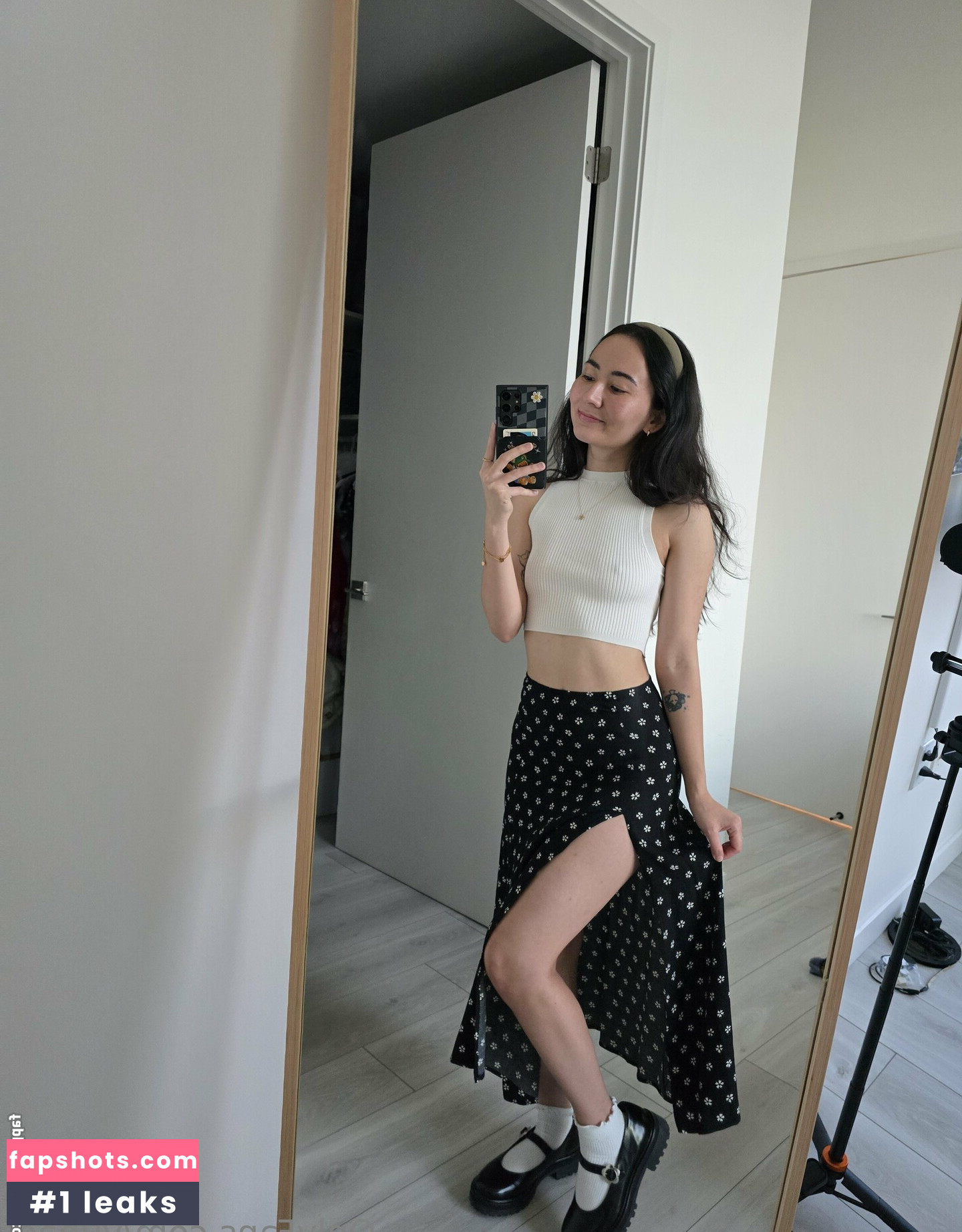 yunaof gallery photo #8