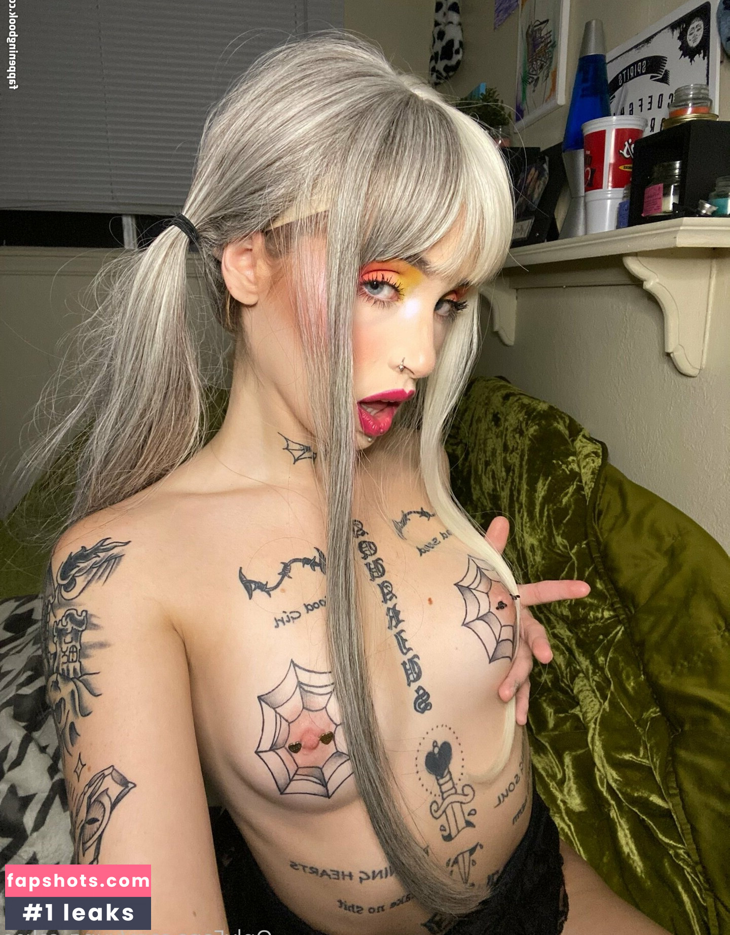 yung_cakee gallery photo #10