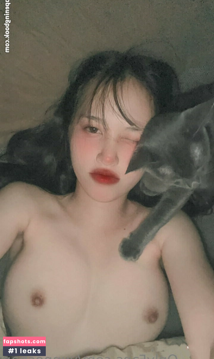 yunnechan gallery photo #8