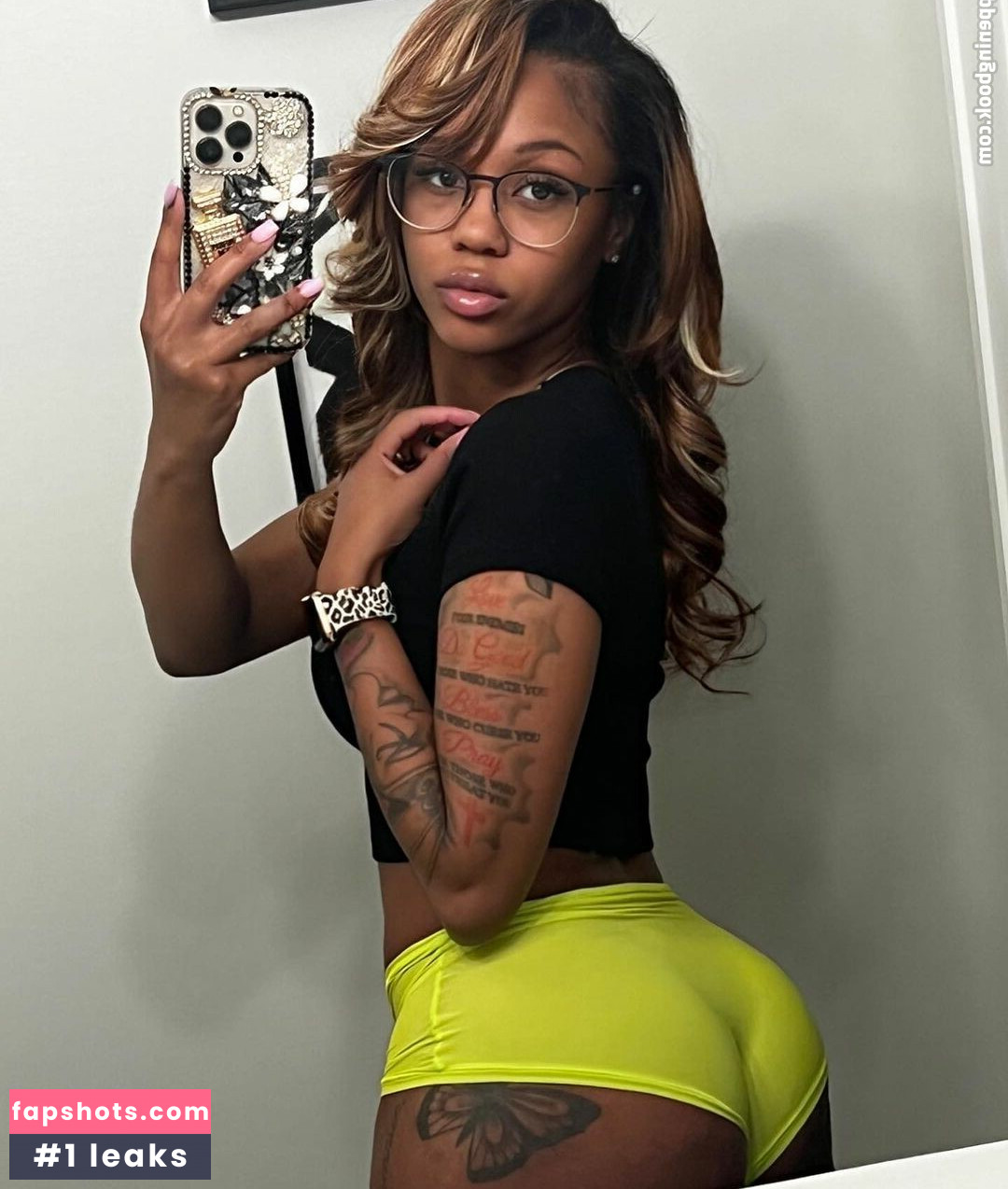 Yuno.Zaza gallery photo #19