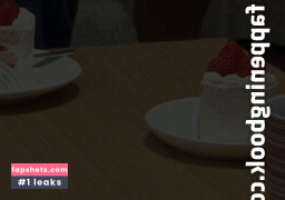 Yuri Oshikawa gallery photo #14