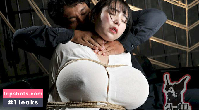 Yuria Yoshine gallery photo #61