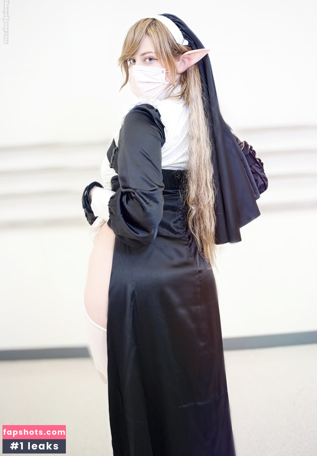 Yuriko Tiger nude babe gallery