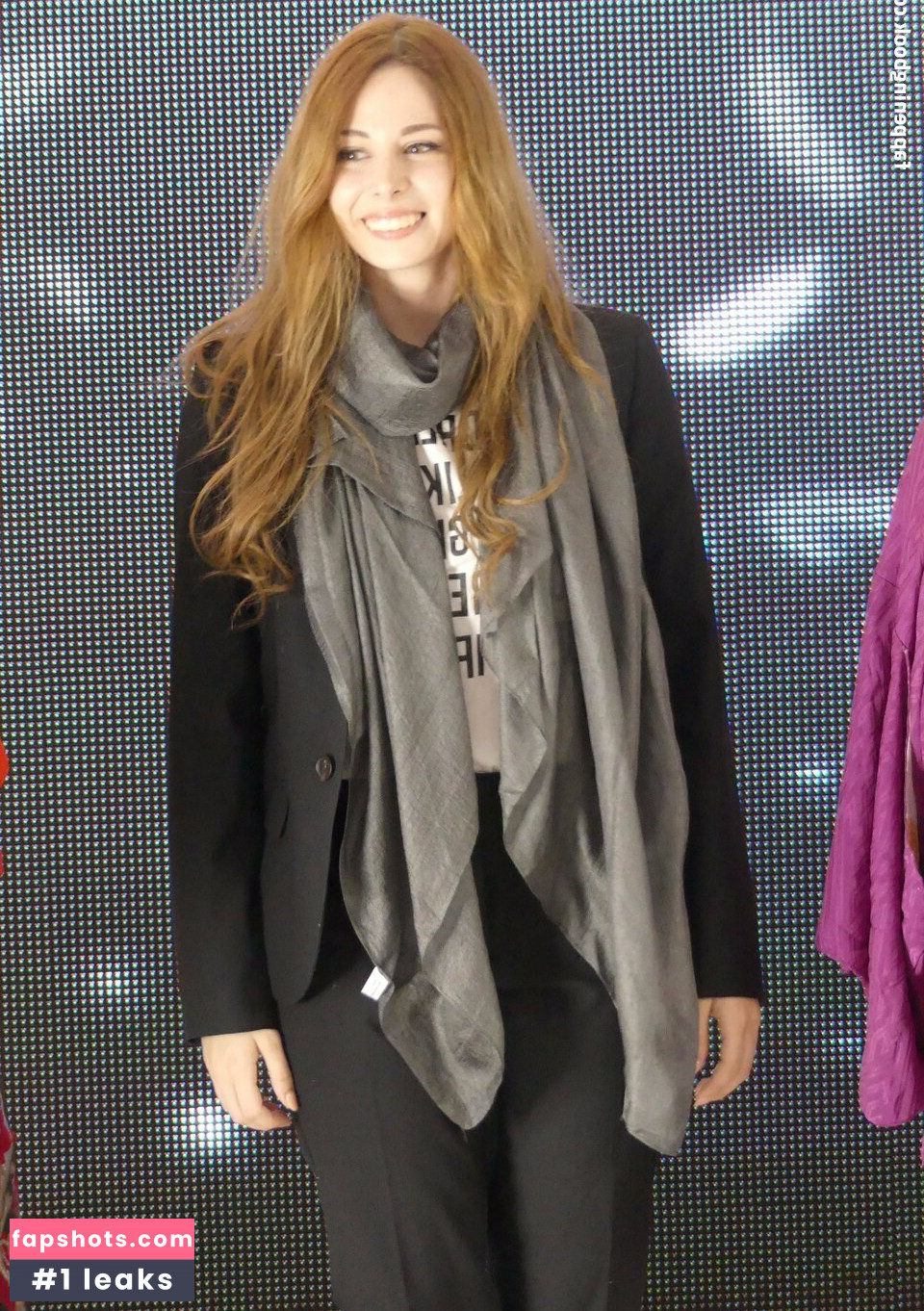 yurikotiger gallery photo #3