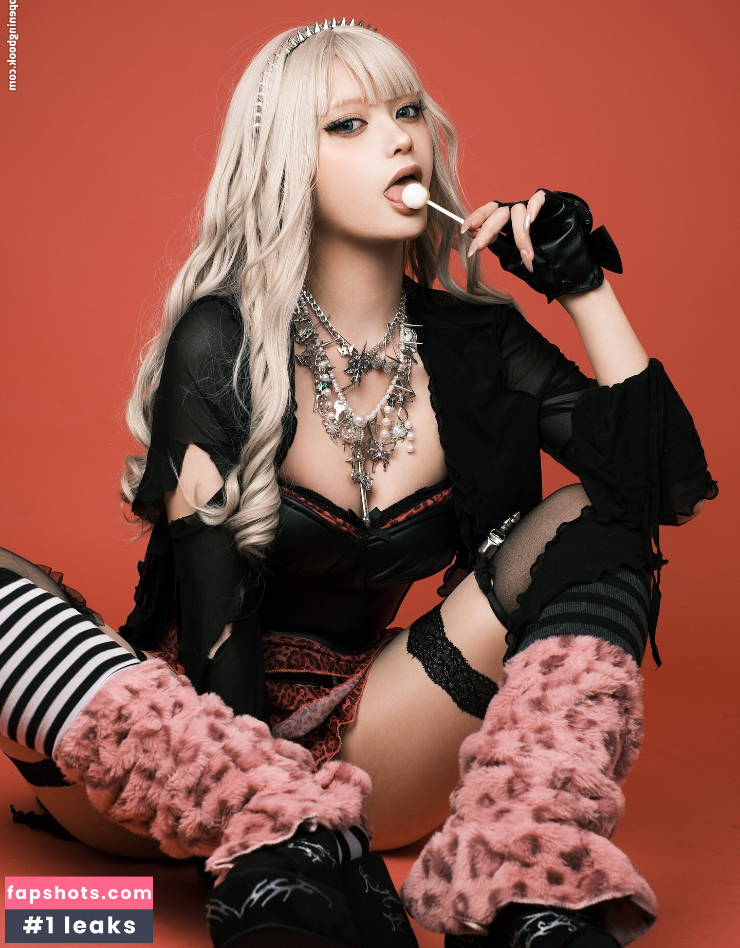 Yuriyuri Fanclub gallery photo #13