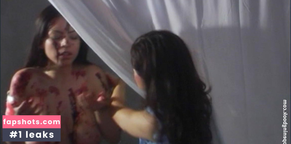 Yurizan Beltran gallery photo #6