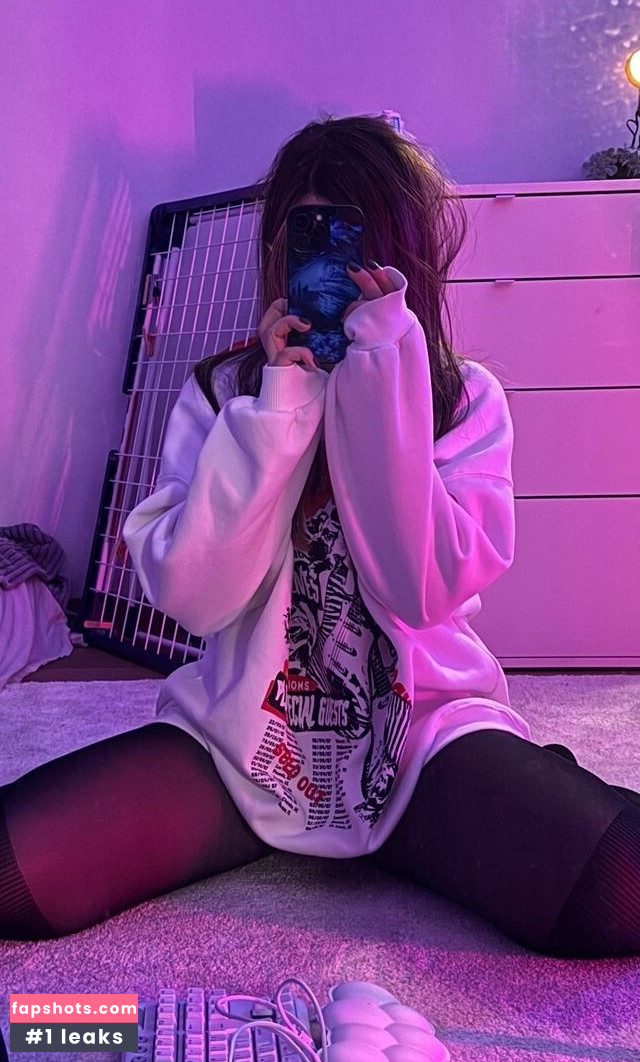 yuuechka Nude Leaks OnlyFans Photos #5 - LeakJerk