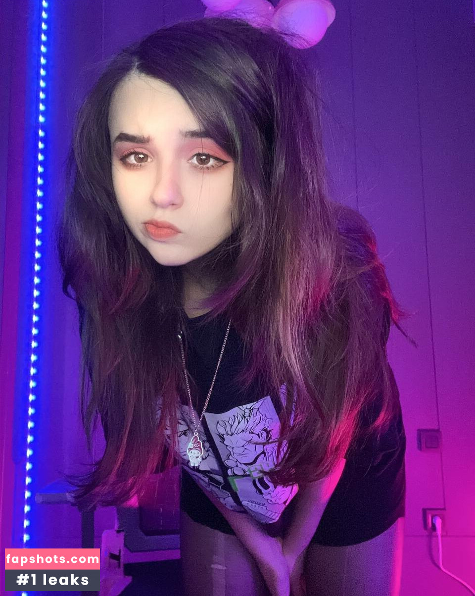 yuuechka Nude Leaks OnlyFans Photos #59 - LeakJerk