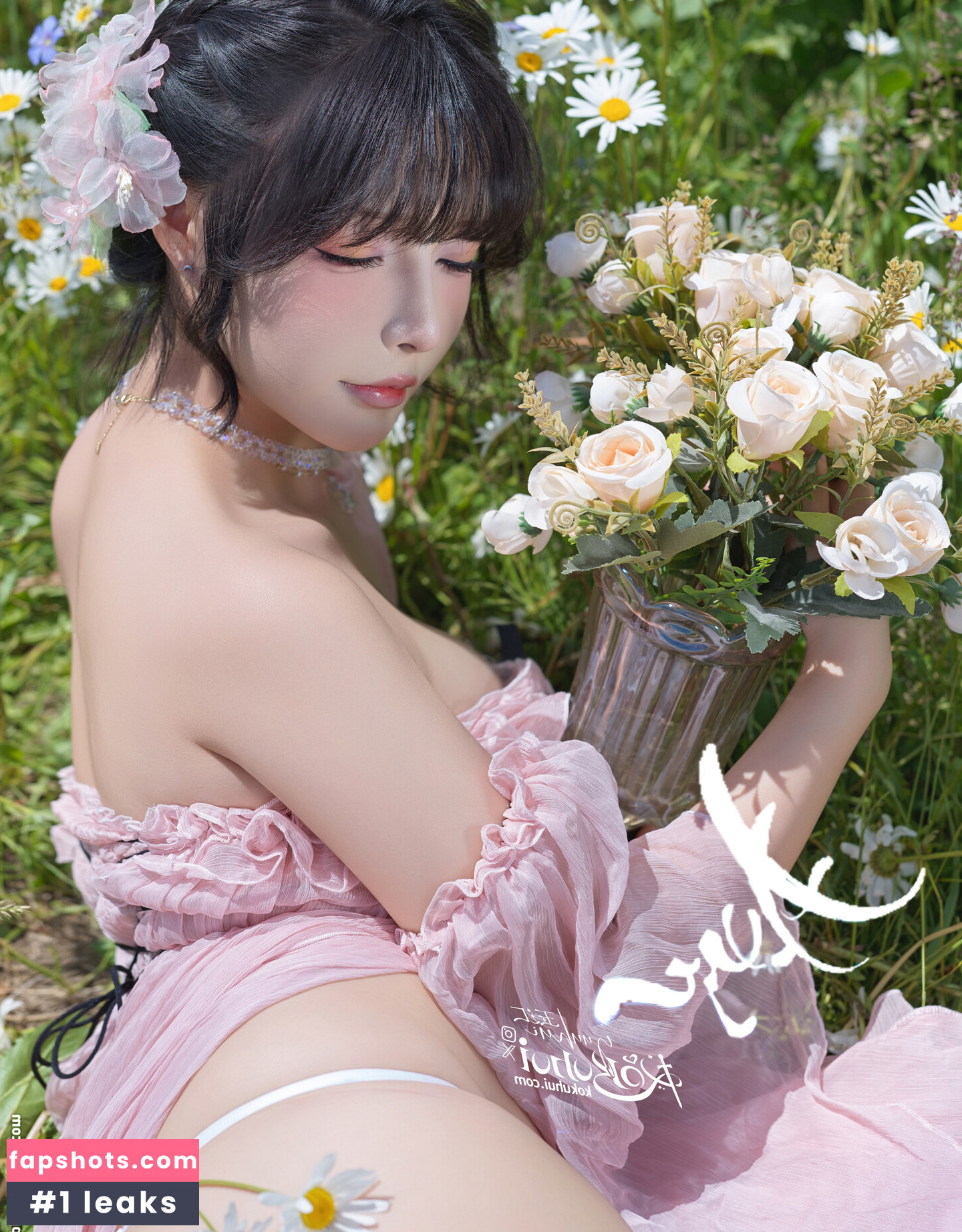 Yuuhuia gallery photo #2