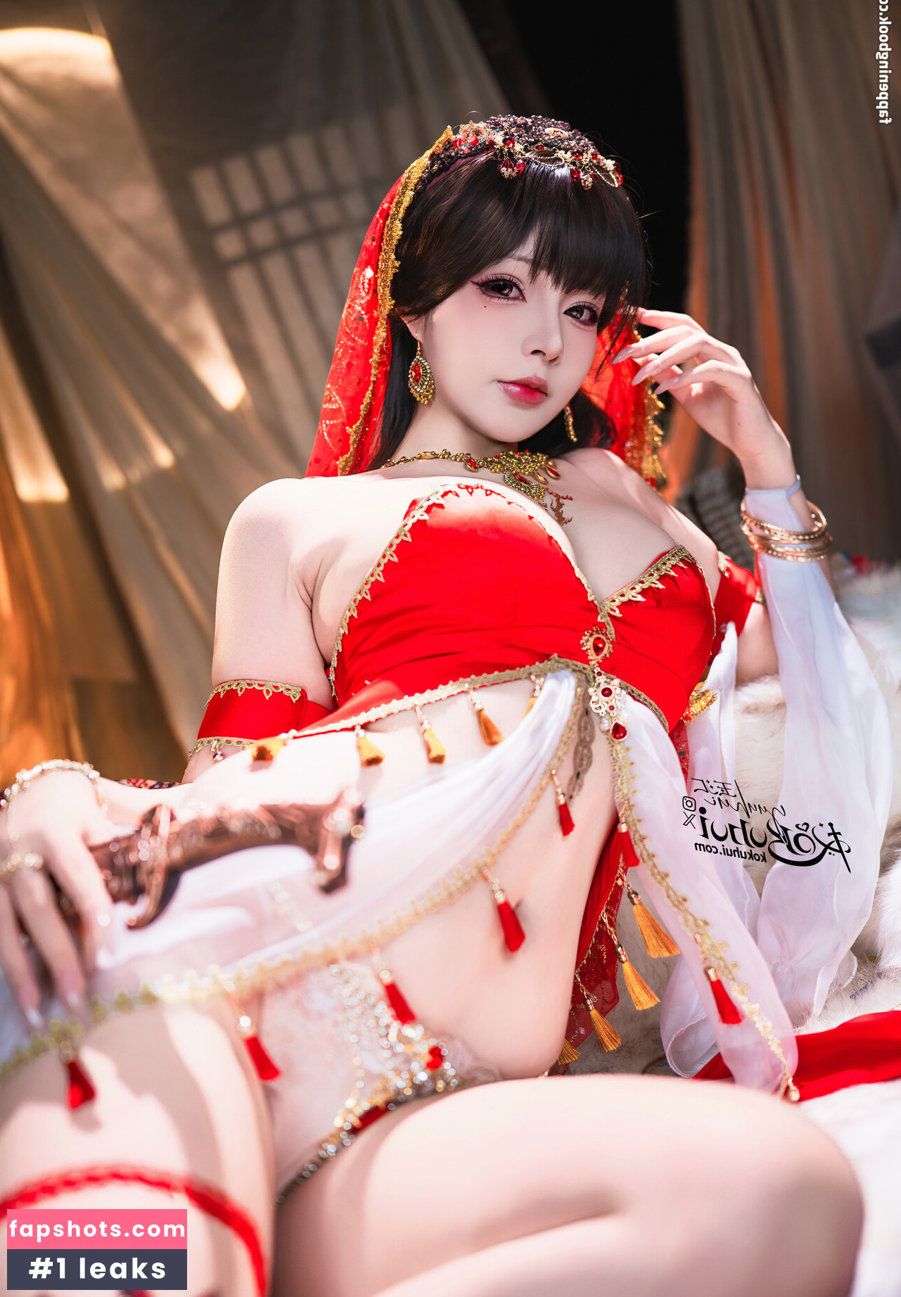 Yuuhuia gallery photo #8