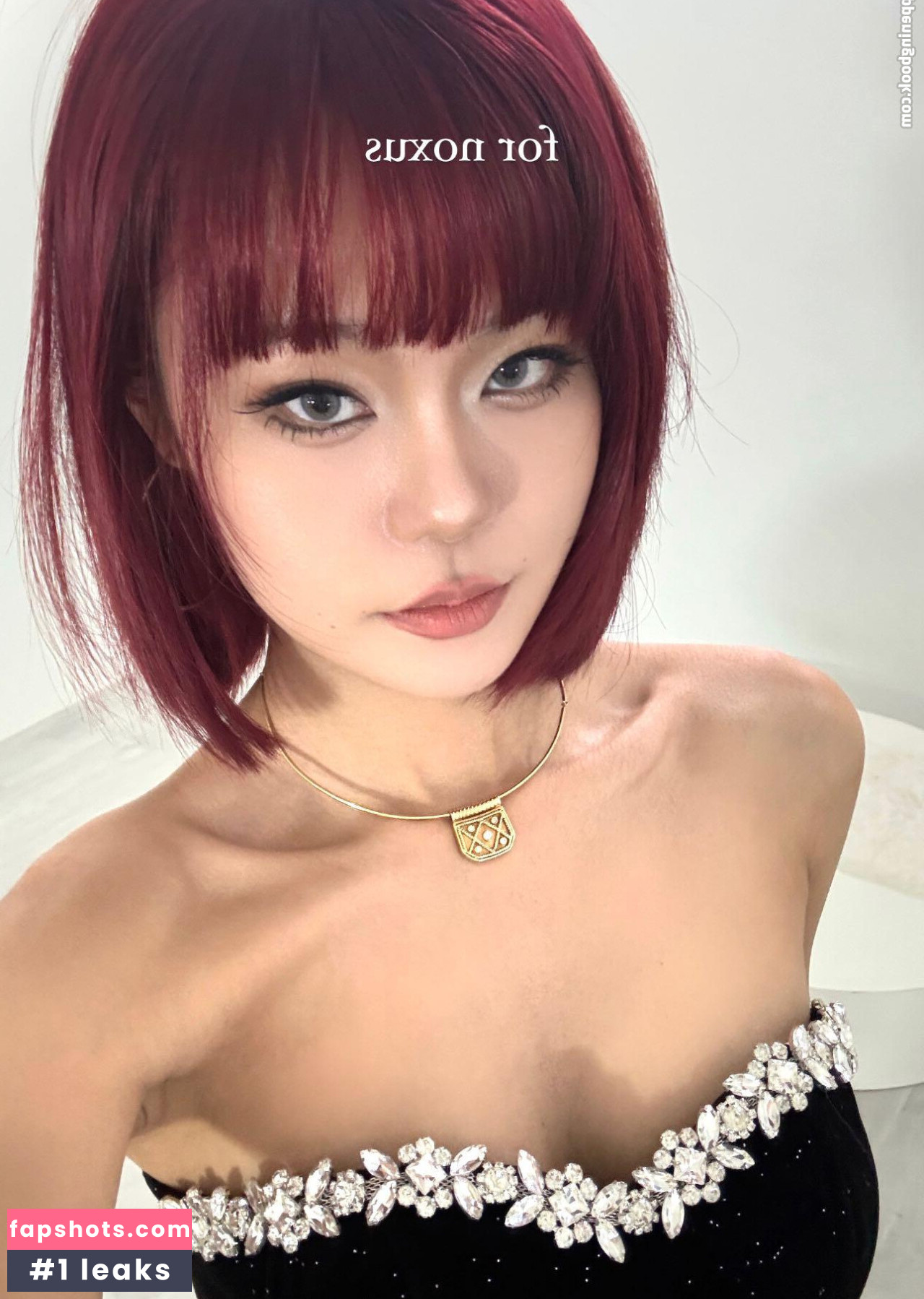 Yuuno gallery photo #4