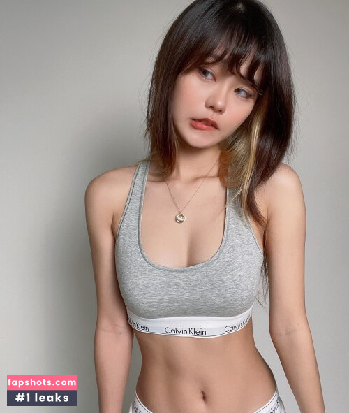 Yuuno gallery photo #278