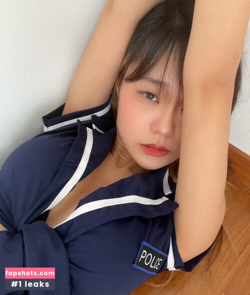 Yuuno gallery photo #342