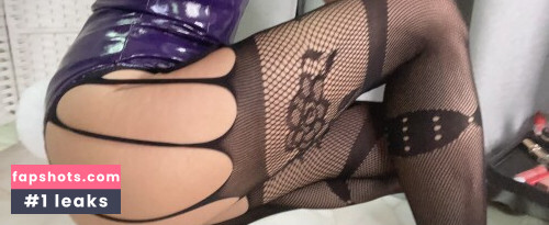 Yuuno gallery photo #395