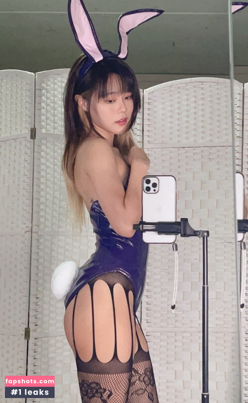 Yuuno gallery photo #426