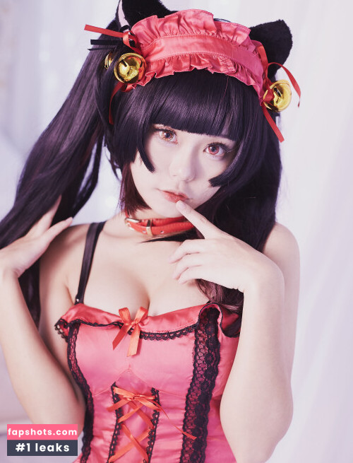 Yuuno gallery photo #490