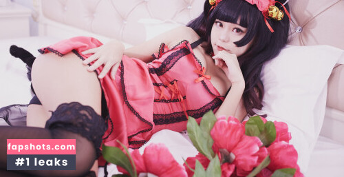 Yuuno gallery photo #494