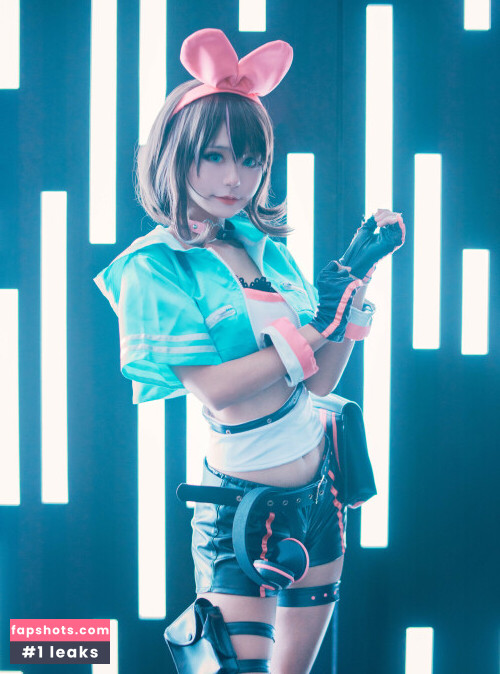 Yuuno gallery photo #506