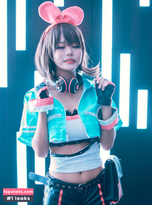 Yuuno gallery photo #509