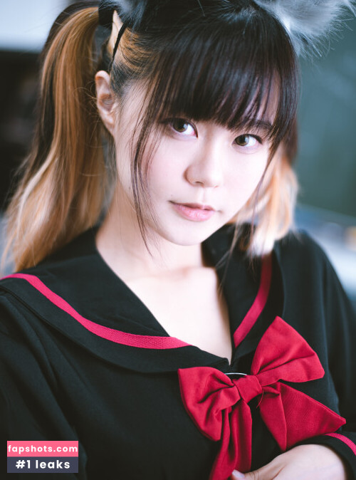 Yuuno gallery photo #528