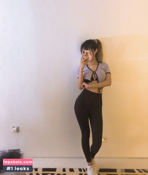 Yuuno gallery photo #568