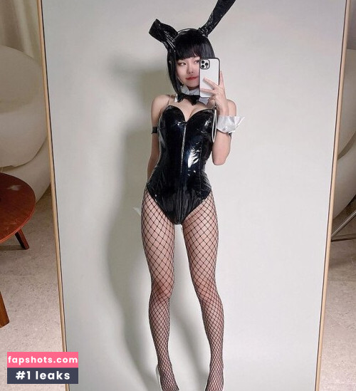 Yuuno gallery photo #632