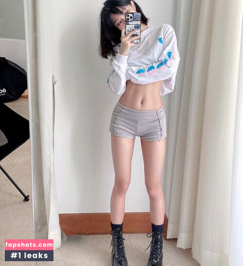 Yuuno gallery photo #650