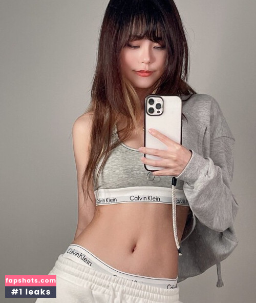 Yuuno gallery photo #658