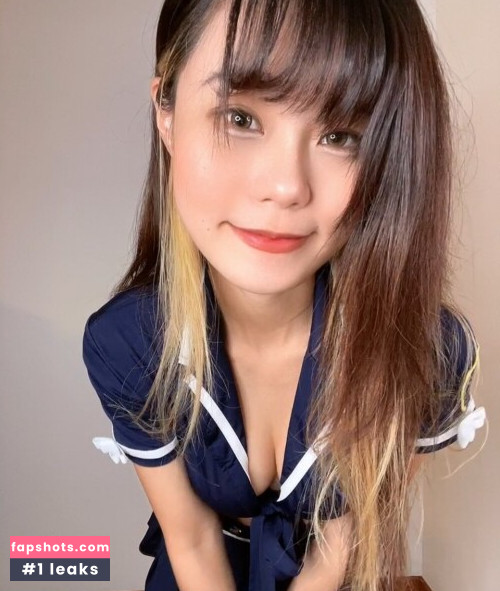 Yuuno gallery photo #690