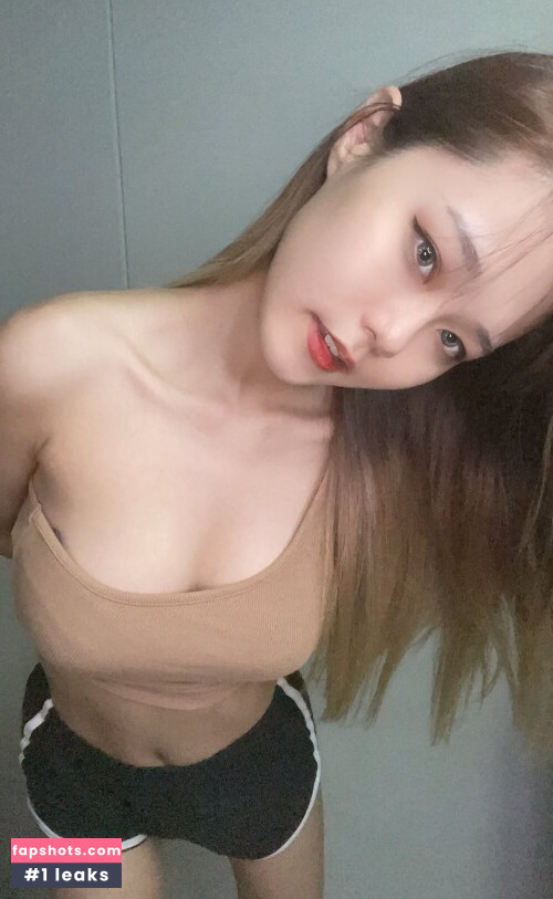 Yuuno gallery photo #739