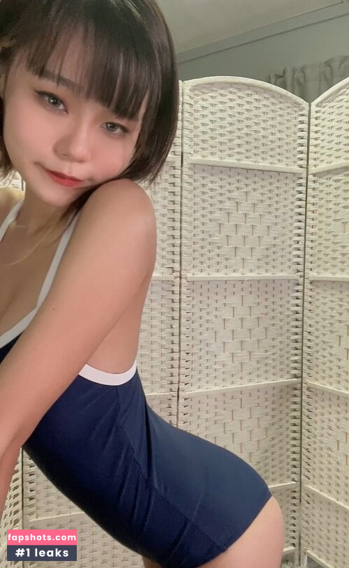 Yuuno gallery photo #741