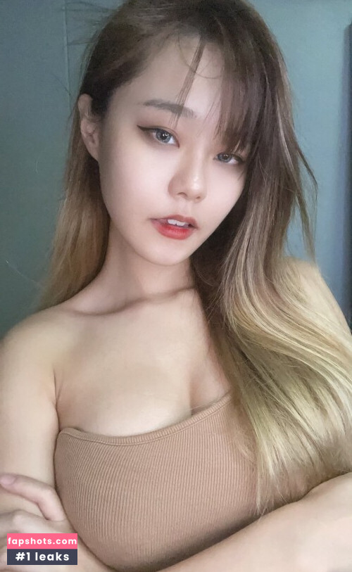 Yuuno gallery photo #747