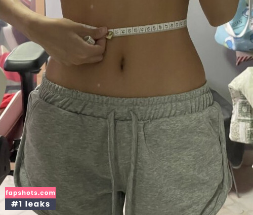 Yuuno gallery photo #771