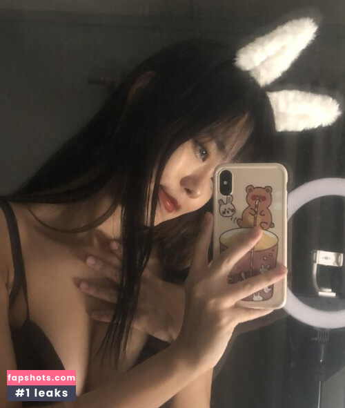 Yuuno gallery photo #776