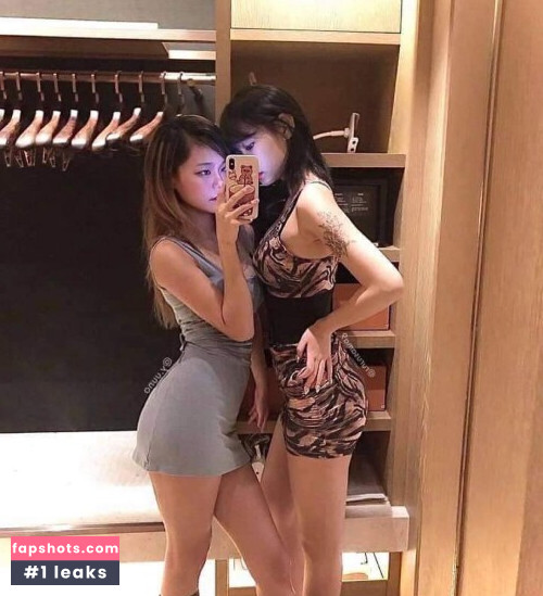 Yuuno gallery photo #796