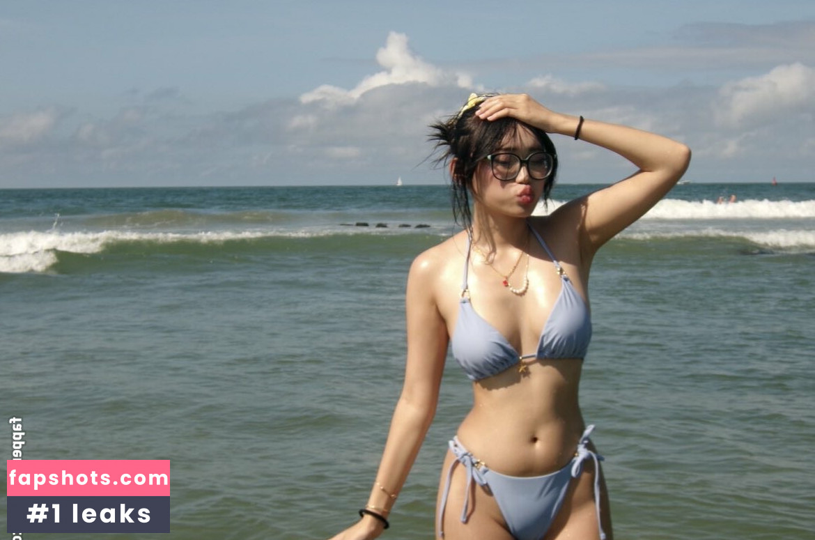 Yuuphobic gallery photo #7